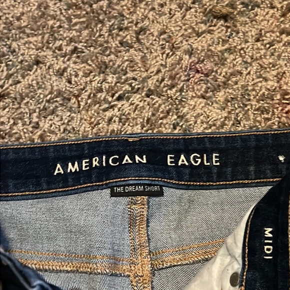 Shorts - Picture 2 of 4